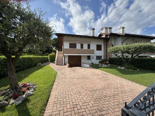 Doppelhaushälfte zum Kauf 590.000 € 5 Zimmer 300 m² 430 m² Grundstück Lignano Riviera 33054