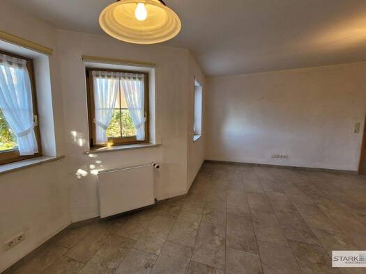 Wohnung zur Miete 390 € 2 Zimmer 54 m² 2 Geschosse frei ab 01.01.2026 Kleinrinderfeld 97271