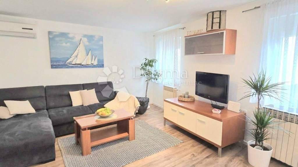 Haus zum Kauf 390.000 € 3 Zimmer 150 m² Selce