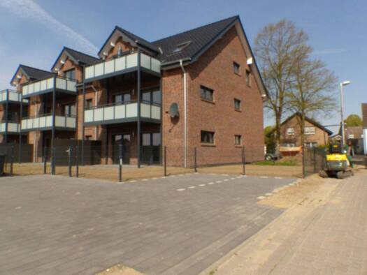 Wohnung zur Miete 800 € 2 Zimmer 78 m² 2. Geschoss frei ab 01.05.2026 Materborn Kleve 47533