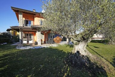 Villa zum Kauf 699.000 € 5 Zimmer 114 m² 65 m² Grundstück frei ab sofort Via Sandro Pertini Moniga del Garda