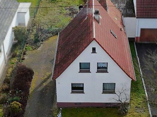 Einfamilienhaus zum Kauf 269.000 € 4 Zimmer 83 m² 692 m² Grundstück frei ab sofort Ebersteinstraße 31 Ottenau Gaggenau 76571