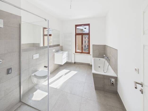 Wohnung zur Miete 739 € 2 Zimmer 67,2 m² Innenstadt Halle (Saale) 06112
