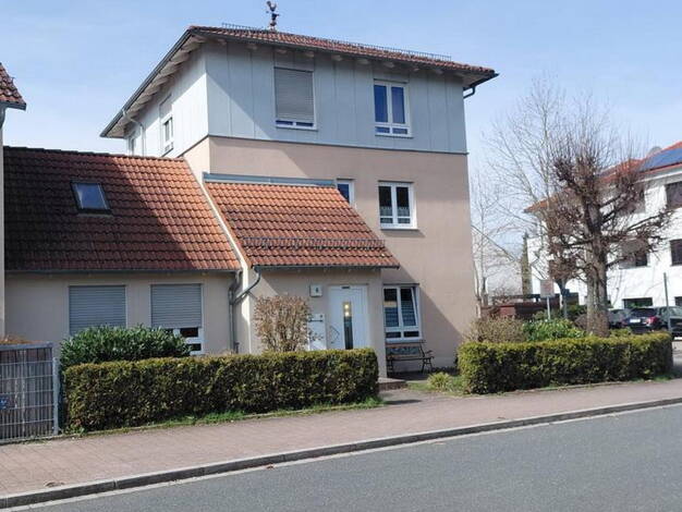 Maisonette zum Kauf provisionsfrei 349.000 € 3 Zimmer 91 m² 1. Geschoss frei ab 01.11.2026 Feucht 90537