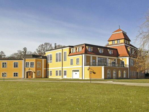 Herrenhaus zum Kauf 6.200.000 € 3.500 m² 65.784 m² Grundstück Oberwaltersdorf 2522