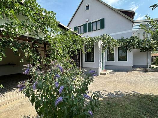 Mehrfamilienhaus zum Kauf 455.000 € 6 Zimmer 188 m² 627 m² Grundstück frei ab sofort Innere Stadt Klagenfurt am Wörthersee 9020