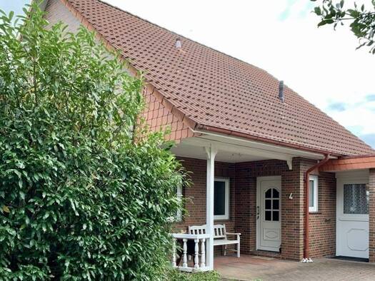 Einfamilienhaus zum Kauf 249.000 € 3 Zimmer 70 m² 661 m² Grundstück Brake 26919