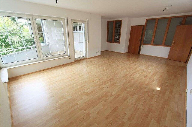 Maisonette zur Miete 960 € 4 Zimmer 107 m²<br/>Wohnfläche ab sofort<br/>Verfügbarkeit Rollwiesenweg 12 Südbahnhof Marburg 35039