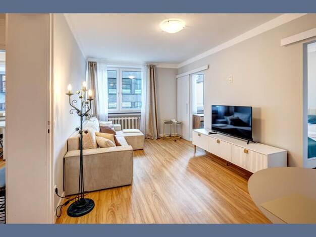 Wohnung zur Miete 1.992 € 1,5 Zimmer 46 m² Ludwigsvorstadt-Isarvorstadt München 80336