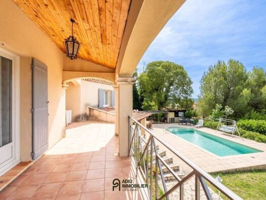 Haus zum Kauf 465.000 € 120 m² 2.000 m² Grundstück Centre Est Uzès 30700