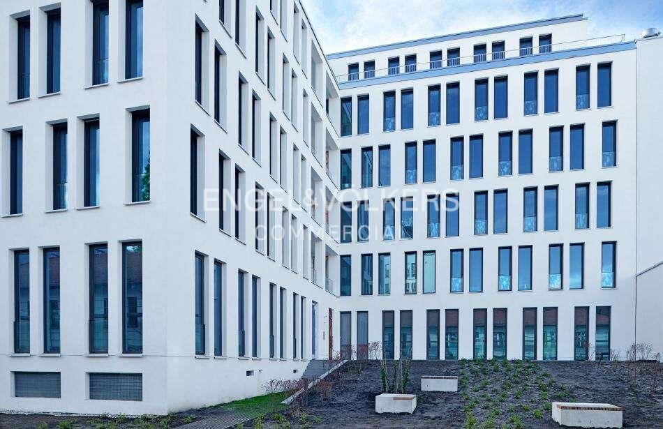 Büro-/Praxisfläche zur Miete 15 € 281 m²<br/>Bürofläche ab 281 m²<br/>Teilbarkeit Adlershof Berlin 12489