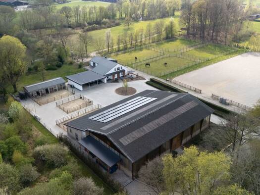 Villa zum Kauf 2.350.000 € 4 Zimmer 243 m² 39.061 m² Grundstück Loxten Versmold 33775