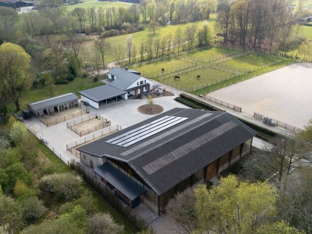 Villa zum Kauf 2.350.000 € 4 Zimmer 243 m² 39.061 m² Grundstück Loxten Versmold 33775