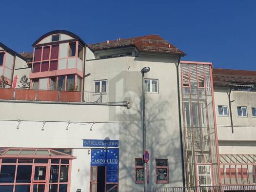 Wohnung zum Kauf 265.000 € 3 Zimmer 65 m² 2. Geschoss Traunreut 83301