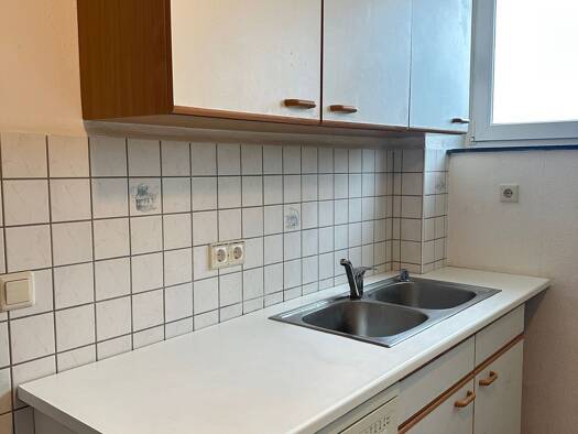 Wohnung zur Miete 720 € 1 Zimmer 40 m² Geschoss 4/4 frei ab 01.09.2026 Neckarstadt Mannheim 68167