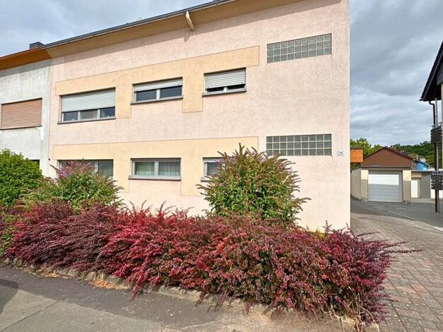 Mehrfamilienhaus zum Kauf 349.000 € 9 Zimmer 292 m² 500 m² Grundstück Moselstraße 19 Heidstock Völklingen 66333