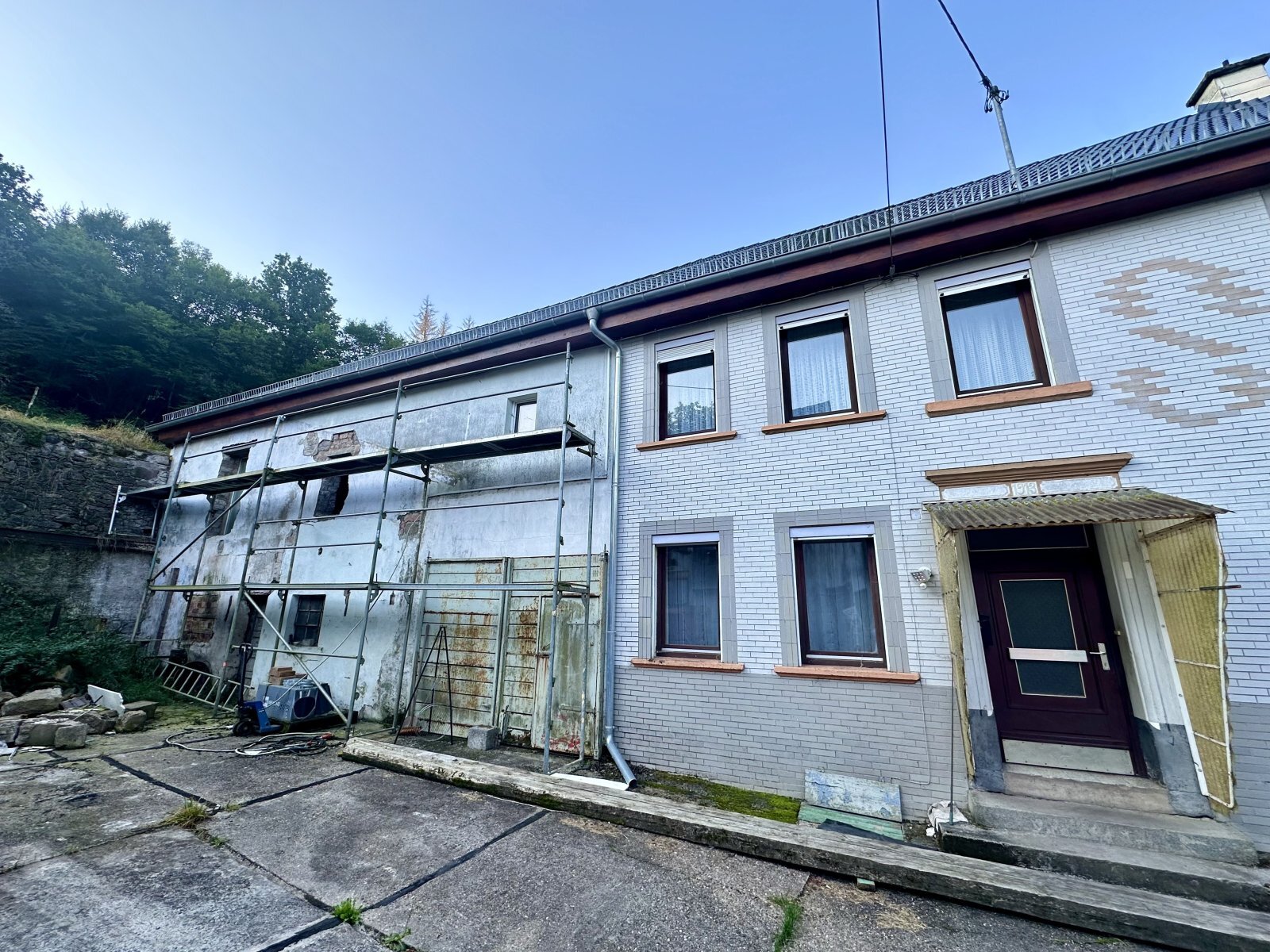 Mehrfamilienhaus zum Kauf 229.000 € 8 Zimmer 140 m²<br/>Wohnfläche 11.000 m²<br/>Grundstück ab sofort<br/>Verfügbarkeit Ruschberg 55776