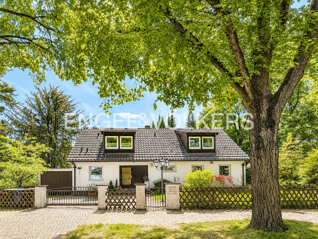 Einfamilienhaus zum Kauf 980.000 € 9 Zimmer 265 m² 813 m² Grundstück Nikolassee Steglitz-Zehlendorf 14129