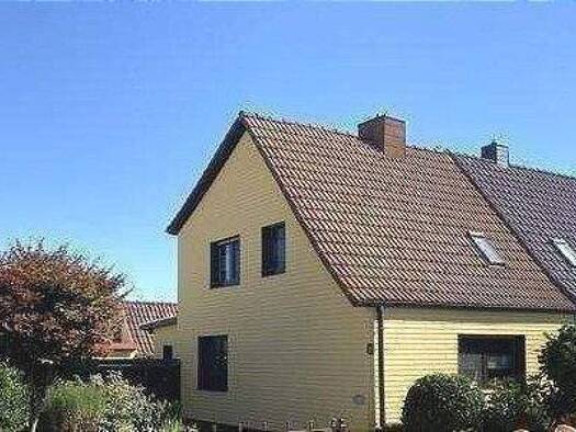 Doppelhaushälfte zum Kauf 150.000 € 3 Zimmer 90 m² 630 m² Grundstück frei ab sofort Lutherstadt Eisleben Eisleben 06295