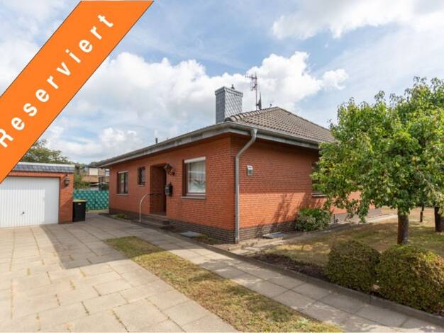 Einfamilienhaus zum Kauf 295.000 € 3 Zimmer 110 m² 659 m² Grundstück Groß Mackenstedt Stuhr 28816