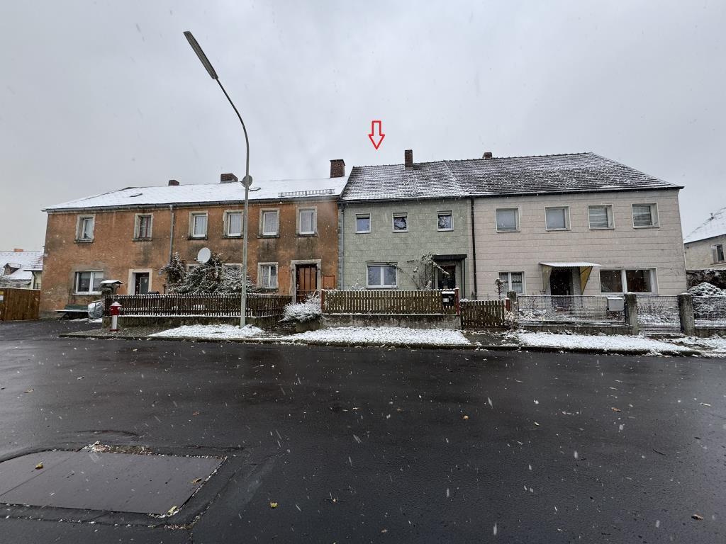 Einfamilienhaus zum Kauf 49.000 € 4 Zimmer 100 m²<br/>Wohnfläche 90 m²<br/>Grundstück ab sofort<br/>Verfügbarkeit Schönkirch Plößberg 95703