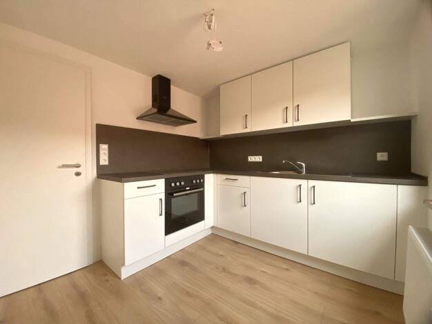 Wohnung zum Kauf 198.500 € 3,5 Zimmer 80 m² 2. Geschoss Cleebronn 74389