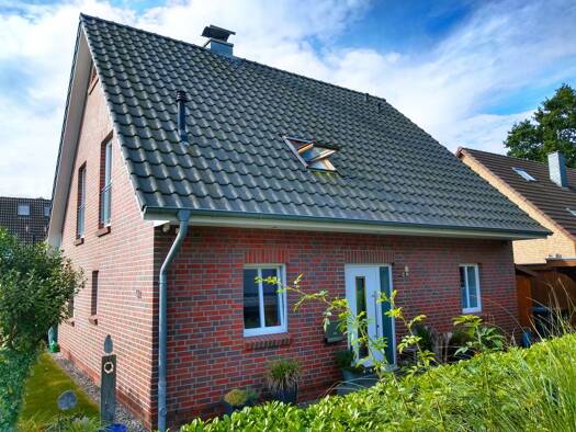 Einfamilienhaus zum Kauf provisionsfrei 590.000 € 4 Zimmer 129 m² 472 m² Grundstück Bad Oldesloe 23843