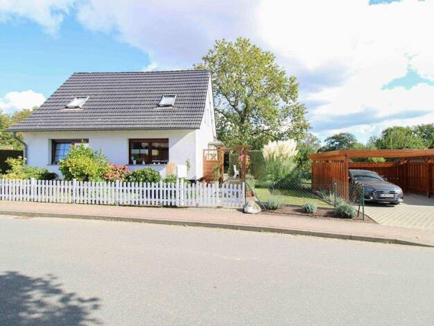 Sonstiges zum Kauf als Kapitalanlage geeignet 299.000 € 4 Zimmer 109 m² 685,2 m² Grundstück Groß Stresow Putbus 18581