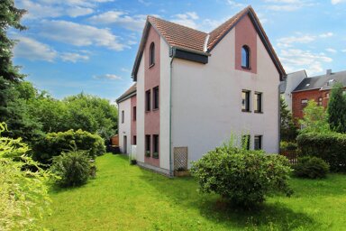 Mehrfamilienhaus zum Kauf provisionsfrei als Kapitalanlage geeignet 210.000 € 5,5 Zimmer 176 m² 490,2 m² Grundstück Neustadt Neustadt in Sachsen 01844