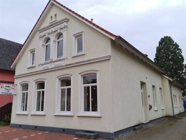 Haus zum Kauf 385.000 € 8 Zimmer 48 m² 727 m² Grundstück Varel Varel , Jadebusen 26316