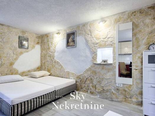 Einfamilienhaus zum Kauf 180.000 € 2 Zimmer 50 m² Tisno 22240