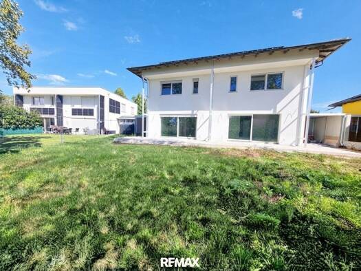 Doppelhaushälfte zur Miete - Erstbezug 1.924 € 5 Zimmer 127,4 m² 487 m² Grundstück frei ab 01.11.2026 Mannersdorf am Leithagebirge 2452