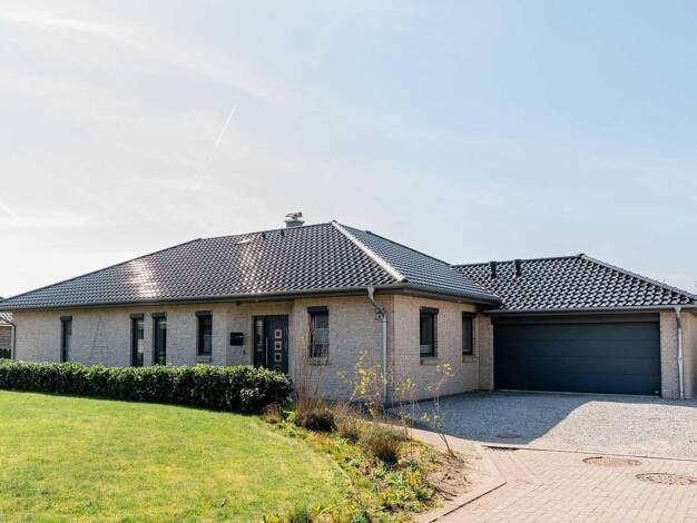 Bungalow zum Kauf provisionsfrei 580.000 € 5 Zimmer 159 m² 956 m² Grundstück Dammacker 41 Schafflund 24980
