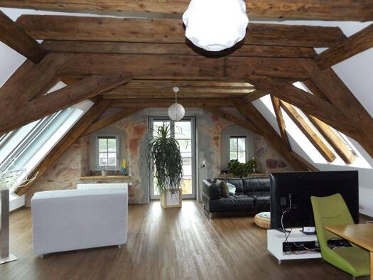 Wohnung zur Miete 900 € 2 Zimmer 84,6 m² frei ab sofort Hirschenbuckel Neustadt Titisee-Neustadt 79822