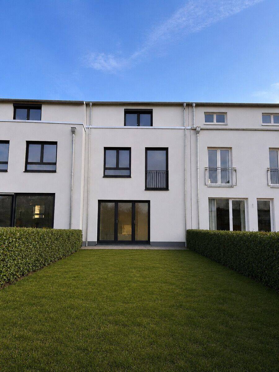 Haus – Frankfurt am Main, Bergen-Enkheim - Ansicht 2