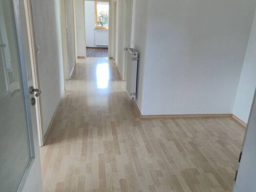 Wohnung zur Miete 900 € 4 Zimmer 120 m² Geschoss 1/2 frei ab sofort Ortenburg 94496