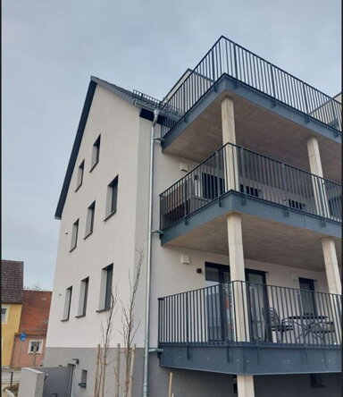 Wohnung zur Miete 880 € 2 Zimmer 80 m² Wassertrüdingen Wassertrüdigen 91717