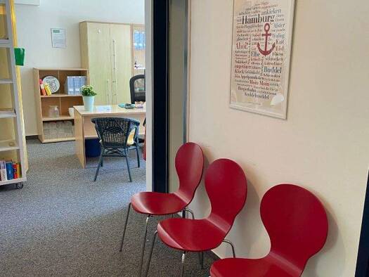 Bürofläche zur Miete provisionsfrei 350 € 143 m² Bürofläche Holstenplatz Elmshorn 25335