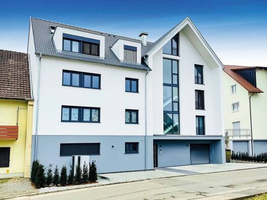 Maisonette zur Miete 1.790 € 4,5 Zimmer 117 m² Geschoss 2/2 frei ab 01.12.2026 Bietingen Gottmadingen 78244