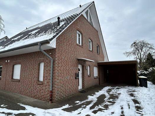 Doppelhaushälfte zur Miete 990 € 4 Zimmer 98 m² 270 m² Grundstück frei ab 15.02.2026 Wildeshausen 27793