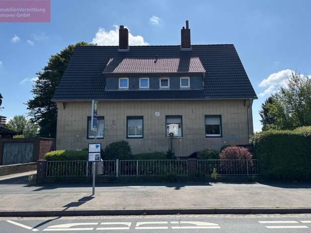 Mehrfamilienhaus zum Kauf 428.000 € 6 Zimmer 159,6 m² 1.250 m² Grundstück Alt-Langenhagen Langenhagen 30853
