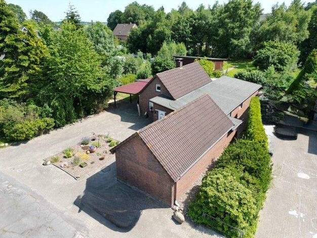 Einfamilienhaus zum Kauf 165.000 € 4 Zimmer 123 m² 1.905 m² Grundstück Colmar I Ovelgönne 26939