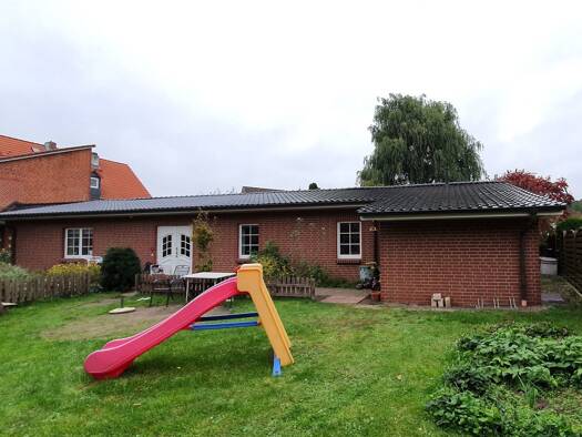 Einfamilienhaus zur Miete 1.150 € 6 Zimmer 176 m² 240 m² Grundstück frei ab 01.11.2025 Vor dem Mühlentor 11 Boizenburg 19258