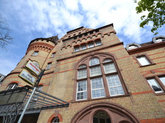 Wohnung zum Kauf 275.000 € 3 Zimmer 104,9 m² 4. Geschoss frei ab sofort Südweststadt Südweststadt 76135