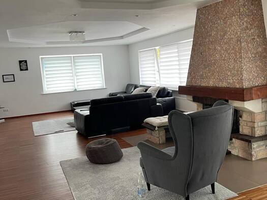 Bungalow zur Miete 2.200 € 4 Zimmer 170 m² 250 m² Grundstück frei ab sofort Wiesenstraße 12 a Sulzbach 65843