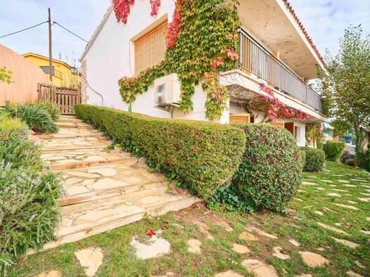 Haus zum Kauf 459.000 € 314 m² 664 m² Grundstück Les Franqueses del Valles 08520