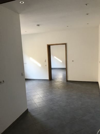 Wohnung zur Miete 530 € 2 Zimmer 41 m²<br/>Wohnfläche EG<br/>Geschoss ab sofort<br/>Verfügbarkeit Lustadt 67363