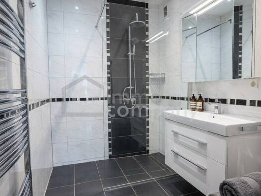 Wohnung zum Kauf 225.000 € 3 Zimmer 79 m² 5. Geschoss Gänserndorf 2230
