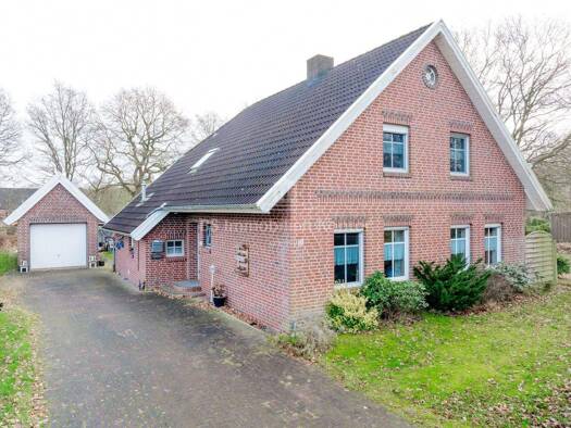 Einfamilienhaus zum Kauf 340.000 € 6 Zimmer 172,7 m² 694 m² Grundstück Neudorf Uplengen / Neudorf 26670
