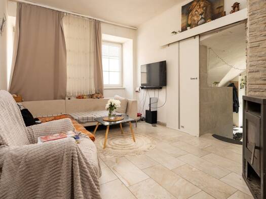 Einfamilienhaus zum Kauf 159.000 € 4,5 Zimmer 100 m² 536 m² Grundstück Ernstbrunn 2115